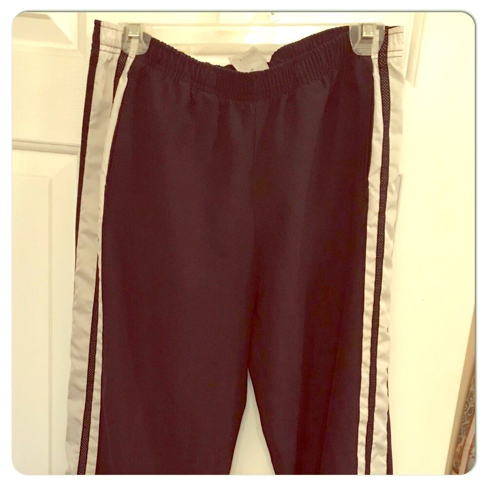Nike✔️ Size M Athletic Pants⛹🏽♀️🩳 - Picture 2 of 8